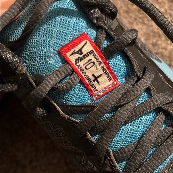 Mizuno Wave Inspire 10 Running Shoes - Picture 7 of 11